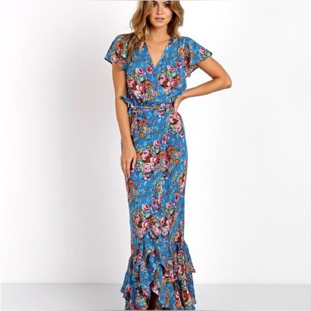 Auguste Wrap Dress Sz 6 Blue Floral Maxi Ruffled Flutter Sleeve
Hi-Lo Hem - Picture 2 of 9